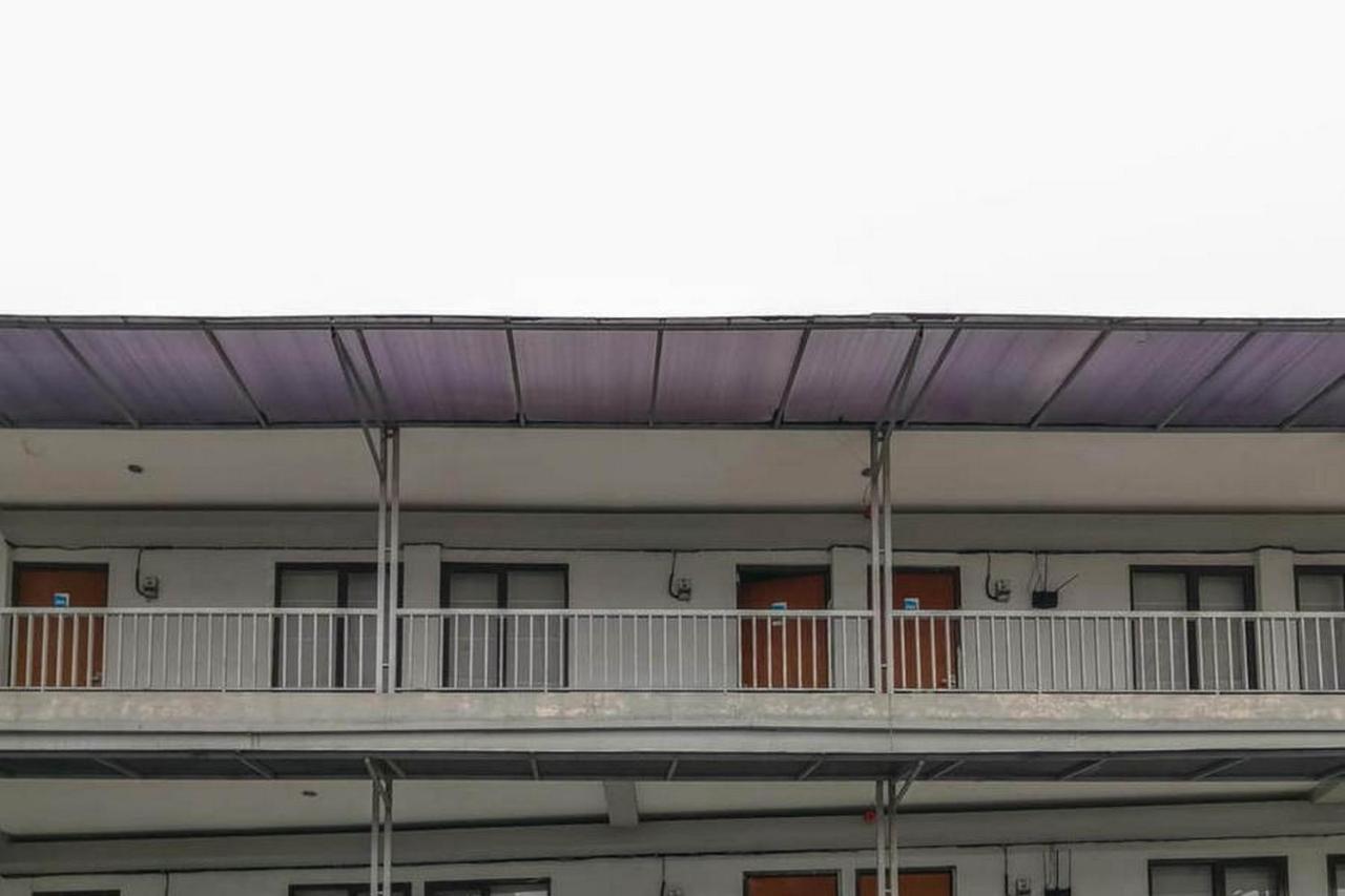 Laponca Residence Pondok Cabe Syariah Redpartner Duku Екстериор снимка
