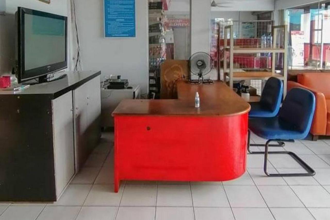 Laponca Residence Pondok Cabe Syariah Redpartner Duku Екстериор снимка